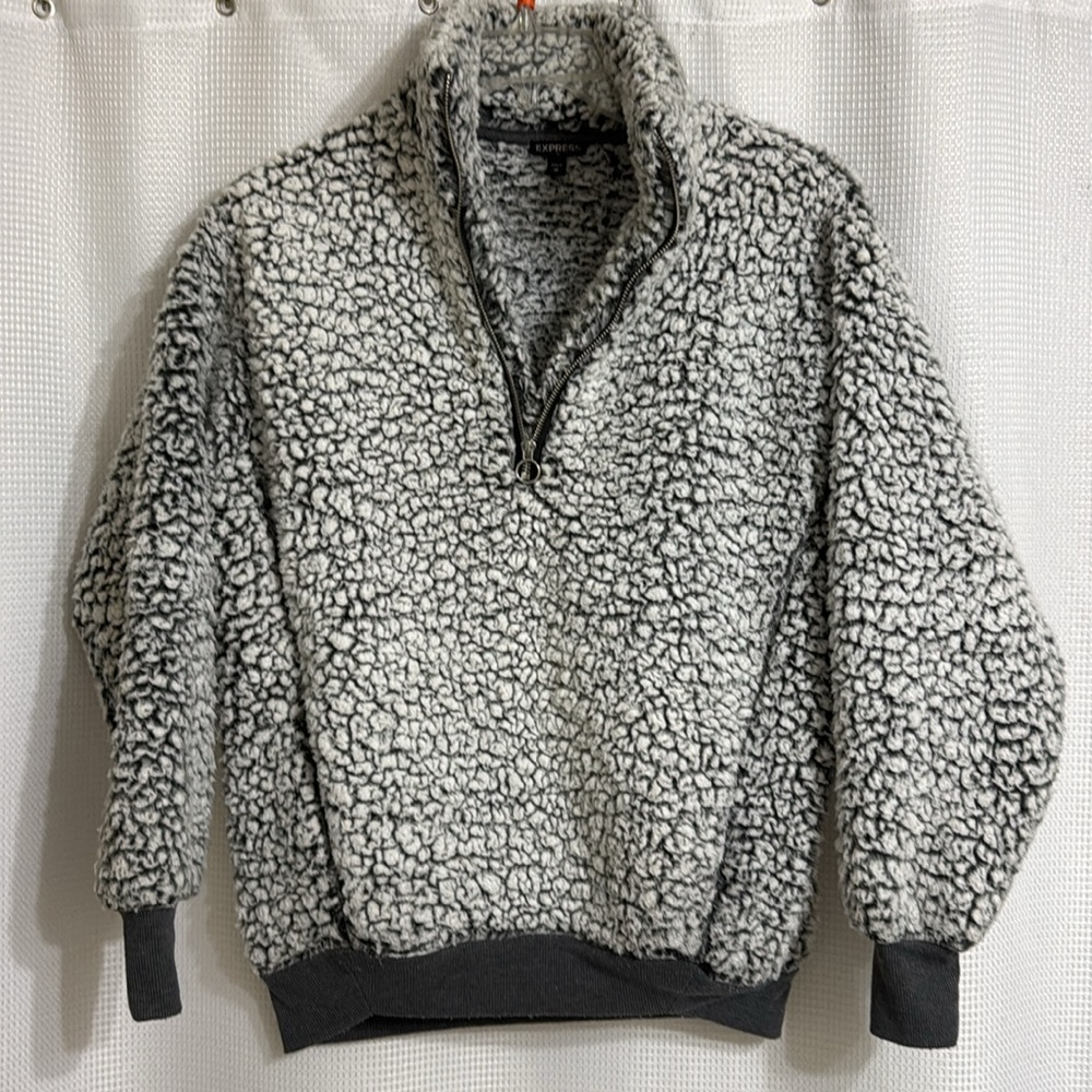 Women’s Express Sherpa 3/4 zip shirt. Size XS - Picture 2 of 8